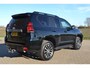 Toyota Land Cruiser 150 2.8 D-4D-F Professional Window Van