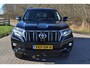 Toyota Land Cruiser 150 2.8 D-4D-F Professional Window Van