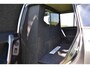 Toyota Land Cruiser 150 2.8 D-4D-F LX Window Van