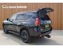 Toyota Land Cruiser 150 2.8 D-4D-F Professional Black line Window Van