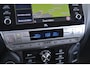 Toyota Land Cruiser 150 2.8 D-4D-F Professional Window Van