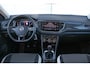 Volkswagen T-Roc 1.5 TSI 150pk Sport | Navigatie | Achteruitrijcamera | Trekhaak