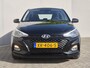 Hyundai i20 1.0 T-GDI Comfort / Dealer onderhouden / Cruise control / Navigatie / Achteruitrijcamera / Apple Carplay Android Auto / Climate control / Parkeersensoren achter / Lichtmetalen wielen 15“ /