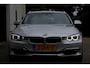 BMW 3-Serie Touring 320i High Executive*NL-Auto*Perfect Onderh.*Leder/Stoelverw./Gr. Navi/Keyless Entry+Go/LED/Climate-Control/Cruise-Control/17 inch LM*