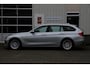 BMW 3-Serie Touring 320i High Executive*NL-Auto*Perfect Onderh.*Leder/Stoelverw./Gr. Navi/Keyless Entry+Go/LED/Climate-Control/Cruise-Control/17 inch LM*