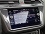 Volkswagen Tiguan Allspace 1.5 TSI R-Line Business+ 7p. | Automaat | Navigatie | Trekhaak | Stoel/stuur verwarming | Camera | Panorama dak | Airco |