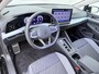 Volkswagen Golf 1.5 eHybrid Life Edition | Trekhaak | Camera | Side Assist | ACC | Stuur-/Stoelverwaming | Spiegelpakket | 17'' |