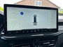 Ford Focus Wagon 1.0 Hybrid 155 PK ST Line | STUUR, STOEL EN VOORRUITVERWARMING| NAVIGATIE + APPLE CARPLAY/ANDROID AUTO| PARKEERSENSOREN| FULL LED| DEALER ONDERHOUDEN|