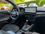 Ford Focus Wagon 1.0 Hybrid 155 PK ST Line | STUUR, STOEL EN VOORRUITVERWARMING| NAVIGATIE + APPLE CARPLAY/ANDROID AUTO| PARKEERSENSOREN| FULL LED| DEALER ONDERHOUDEN|