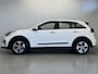 Kia Niro EV e-Niro DynamicLine 64 kWh | 3-Fase | NL Auto | SOH rapport | Warmtepomp | Rijklaarprijs!