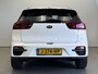 Kia Niro EV e-Niro DynamicLine 64 kWh | 3-Fase | NL Auto | SOH rapport | Warmtepomp | Rijklaarprijs!