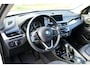 BMW X1 xDrive20i 192pk High Executive. 1-Eig. Leer, StoelVerw, Clima, Navi, 18"LMV, Haak 2000kg