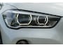 BMW X1 xDrive20i 192pk High Executive. 1-Eig. Leer, StoelVerw, Clima, Navi, 18"LMV, Haak 2000kg