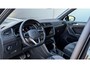 Volkswagen Tiguan 1.5 TSI 150pk DSG R-Line Panoramadak | Black style | App connect