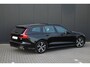 Volvo V60 2.0 T8 Recharge AWD R-Design | Bowers & Wilkins | Panoramadak | Trekhaak | Stoelverwarming |