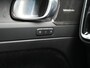Volvo XC40 Single Motor Extended Range Ultimate 78 kWh 252pk Dealer O.H. | Panodak | Adaptive Cruise | 360 Camera | Harman / Kardon | Warmtepomp | Sportstoelen Memory & Verwarmd | Google Assistent | Keyless | Blis | Apple Carplay | DAB |