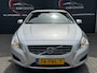 Volvo S60 1.6 T4 Kinetic AUT | CLIMATE | CRUISE | PDC | 2e EIGENAAR | NAVI | EL.RAMEN | NAP | APK | LMV