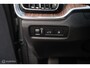 Volvo V60 2.0 T6 Twin Engine AWD Inscription | Pano | Trekhaak | HUD | Cruise | 19 Inch | Pebble Grey | Stoelverw. | Camera | Elec. stoelen