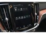 Volvo V60 2.0 T6 Twin Engine AWD Inscription | Pano | Trekhaak | HUD | Cruise | 19 Inch | Pebble Grey | Stoelverw. | Camera | Elec. stoelen