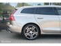 Volvo V60 2.0 T6 Twin Engine AWD Inscription | Pano | Trekhaak | HUD | Cruise | 19 Inch | Pebble Grey | Stoelverw. | Camera | Elec. stoelen