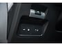 Land Rover Discovery Sport P300e 1.5 R-Dynamic Black Pack HSE NL-auto [ 1e Eigenaar Pano Adaptive Cruise Meridian Trekhaak ]