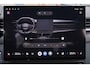 Lynk & Co 01 1.5 Core - UIT VOORRAAD LEVERBAAR - Parkeercamera achter - LED Koplampen met actieve grootlichtregeling - Buitenspiegels elektrisch inklapbaar en verwarmbaar - Verwarmde voorstoelen - 15,4 Inch display - Bekleding ECONYL - Apple Carplay & Android Auto - Achterbank 60/40 inklapbaar - ISOFIX - Dakrails - 19' LMV