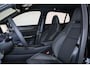 Lynk & Co 01 1.5 Core - UIT VOORRAAD LEVERBAAR - Parkeercamera achter - LED Koplampen met actieve grootlichtregeling - Buitenspiegels elektrisch inklapbaar en verwarmbaar - Verwarmde voorstoelen - 15,4 Inch display - Bekleding ECONYL - Apple Carplay & Android Auto - Achterbank 60/40 inklapbaar - ISOFIX - Dakrails - 19' LMV