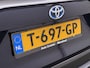 Toyota RAV4 2.5I Hybride Leer+Verwarming+Memory Adap.Cruise Navi Camera Ecc Apple Carplay Android Auto Miracast™ Elek.Achterklep Active Stuur+Voorruit+Achterbankverwarming Keyless Lane Assist Privacy Glas Lmv Elek.Stoel Bluetooth Led