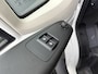 Peugeot Boxer 2.2BlueHDi 140PK Bakwagen+Laadklep | Zijdeur | Euro 6 | Airco | Cruise | 3-Zits