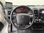Peugeot Boxer 2.2BlueHDi 140PK Bakwagen+Laadklep | Zijdeur | Euro 6 | Airco | Cruise | 3-Zits