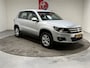 Volkswagen Tiguan 1.4 TSI Easyline, Airco, Cruise, Hoge instap, Clima, Keurige auto, Trekhaak, Lichtmetaal, All season banden, Prijs incl. nieuwe apk, beurt en 3 mnd garantie
