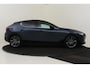 Mazda 3 2.5 E-SKYACTIV-G M HYBRID 140 TAKUMI -BOSE|360°CAM|HEAD-UP DISP.|LEDER|POWER-SEATS|STOEL/STUURVERW.|ADAP.CRUISE|BLIS|PRIVACY.GLAS|KEYLESS|18"