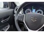 Suzuki Vitara 1.5 Hybrid Select Rhino Edition Automaat | Apple Carplay | Camera | Stoelverwarming | Climate control | Weinig kilometers | Zwart dak | DAB radio