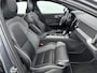 Volvo S60 2.0 T5 Intro Edition | Elektrische trekhaak 1800kg | Achteruitrij camera | Elektrische stoelen | Schuif/kanteldak | Dodehoek detectie |
