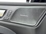 Volvo S60 2.0 T5 Intro Edition | Elektrische trekhaak 1800kg | Achteruitrij camera | Elektrische stoelen + Memory | Schuif/kanteldak | Dodehoek detectie |