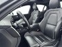 Volvo S60 2.0 T5 Intro Edition | Elektrische trekhaak 1800kg | Achteruitrij camera | Elektrische stoelen + Memory | Schuif/kanteldak | Dodehoek detectie |