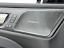 Volvo S60 2.0 T5 Intro Edition | Elektrische trekhaak 1800kg | Achteruitrij camera | Elektrische stoelen | Schuif/kanteldak | Dodehoek detectie |