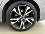 Volvo S60 2.0 T5 Intro Edition | Elektrische trekhaak 1800kg | Achteruitrij camera | Elektrische stoelen + Memory | Schuif/kanteldak | Dodehoek detectie |