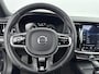 Volvo S60 2.0 T5 Intro Edition | Elektrische trekhaak 1800kg | Achteruitrij camera | Elektrische stoelen + Memory | Schuif/kanteldak | Dodehoek detectie |