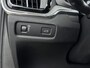Volvo S60 2.0 T5 Intro Edition | Elektrische trekhaak 1800kg | Achteruitrij camera | Elektrische stoelen + Memory | Schuif/kanteldak | Dodehoek detectie |