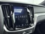 Volvo S60 2.0 T5 Intro Edition | Elektrische trekhaak 1800kg | Achteruitrij camera | Elektrische stoelen + Memory | Schuif/kanteldak | Dodehoek detectie |