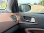 Hyundai i20 1.0 T-GDI Comfort van 2de Eigenaar met parkeersensoren en navigatie en bluetooth telefoon en airco