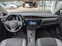 Toyota Auris 1.8 Hybrid Dynamic | Dealer OH | Panoramadak | Cruise | Climate | Camera | Navi | Licht- regensensor