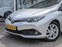 Toyota Auris 1.8 Hybrid Dynamic | Dealer OH | Panoramadak | Cruise | Climate | Camera | Navi | Licht- regensensor