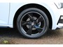 Skoda Scala 1.0 TSI 110pk Monte Carlo DSG Automaat / Panorama dak / Navigatie by APP / LM 17 inch / Full LED / Elektr klep / Parkeersensoren