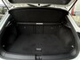 Volkswagen T-Roc 1.5 TSI Sport | Stoelverwarming | Adaptieve Cruise Control | LED Koplampen | Sportstuur | Apple Carplay | Android Auto | Two-Tone Wit - Zwart | Parkeersensoren | Privacy Glas | Sportstoelen | All Season Banden |