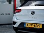 Volkswagen T-Roc 1.5 TSI Sport | Stoelverwarming | Adaptieve Cruise Control | LED Koplampen | Sportstuur | Apple Carplay | Android Auto | Two-Tone Wit - Zwart | Parkeersensoren | Privacy Glas | Sportstoelen | All Season Banden |