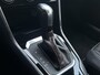 Volkswagen T-Roc 1.5 TSI Sport | Stoelverwarming | Adaptieve Cruise Control | LED Koplampen | Sportstuur | Apple Carplay | Android Auto | Two-Tone Wit - Zwart | Parkeersensoren | Privacy Glas | Sportstoelen | All Season Banden |