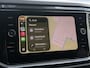 Volkswagen T-Roc 1.5 TSI Sport | Stoelverwarming | Adaptieve Cruise Control | LED Koplampen | Sportstuur | Apple Carplay | Android Auto | Two-Tone Wit - Zwart | Parkeersensoren | Privacy Glas | Sportstoelen | All Season Banden |