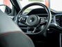 Volkswagen T-Roc 1.5 TSI Sport | Stoelverwarming | Adaptieve Cruise Control | LED Koplampen | Sportstuur | Apple Carplay | Android Auto | Two-Tone Wit - Zwart | Parkeersensoren | Privacy Glas | Sportstoelen | All Season Banden |